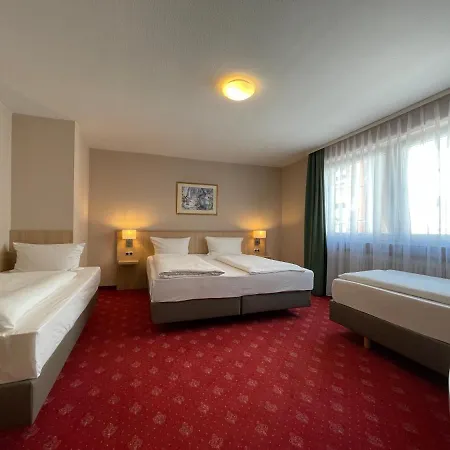 Hotel Hafner -24H Self Check-In Stoccarda Esterno foto